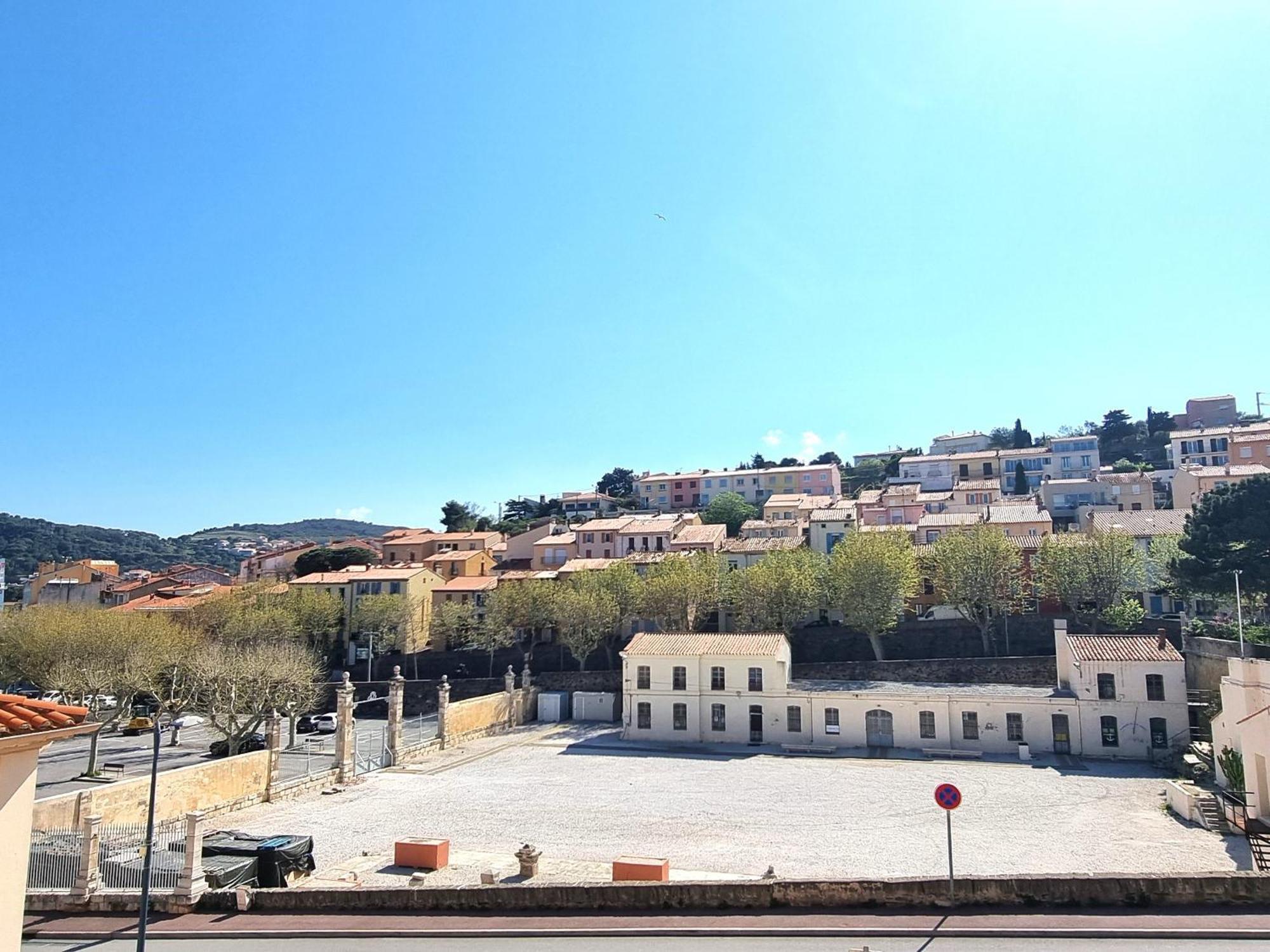 Appartement En Duplex 4 Couchages Au Coeur De Port-Vendres, Face A La Place De L'Obelisque - Fr-1-309-337 Port Vendres ภายนอก รูปภาพ